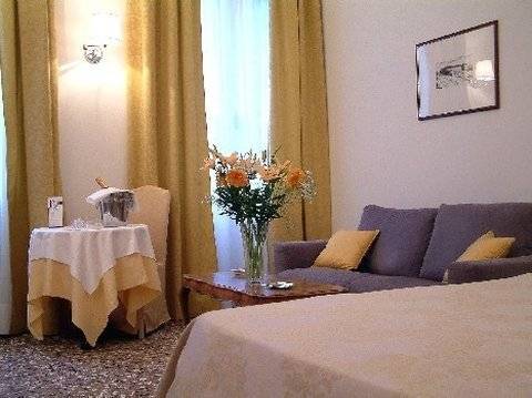 Bed & Breakfast Palazzo Rosa 3*